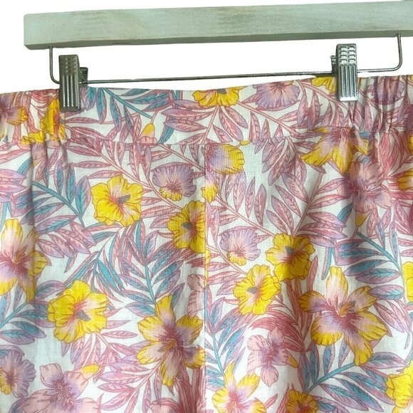NWOT - Draper James Women's Woven Pull on Shorts in Lily Floral - Size Large - Picture 6 of 10